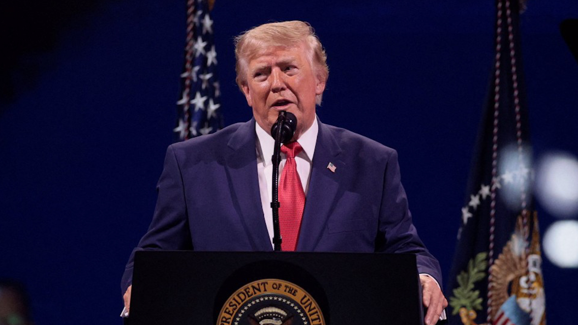 A la par de hablar sobre el comunismo, el presidente de Estados Unidos agregó con sarcasmo que él podría ser 'el mejor comunista'.