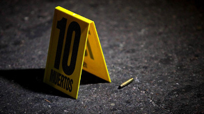 8 muertes en una semana de violencia en Nuevo León. Lolita Lastra reporta hechos en múltiples municipios, incluyendo un menor.