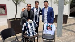 Óliver Torres días previos a arrancar la temporada con Rayados del Apertura 2026 de la Liga MX.