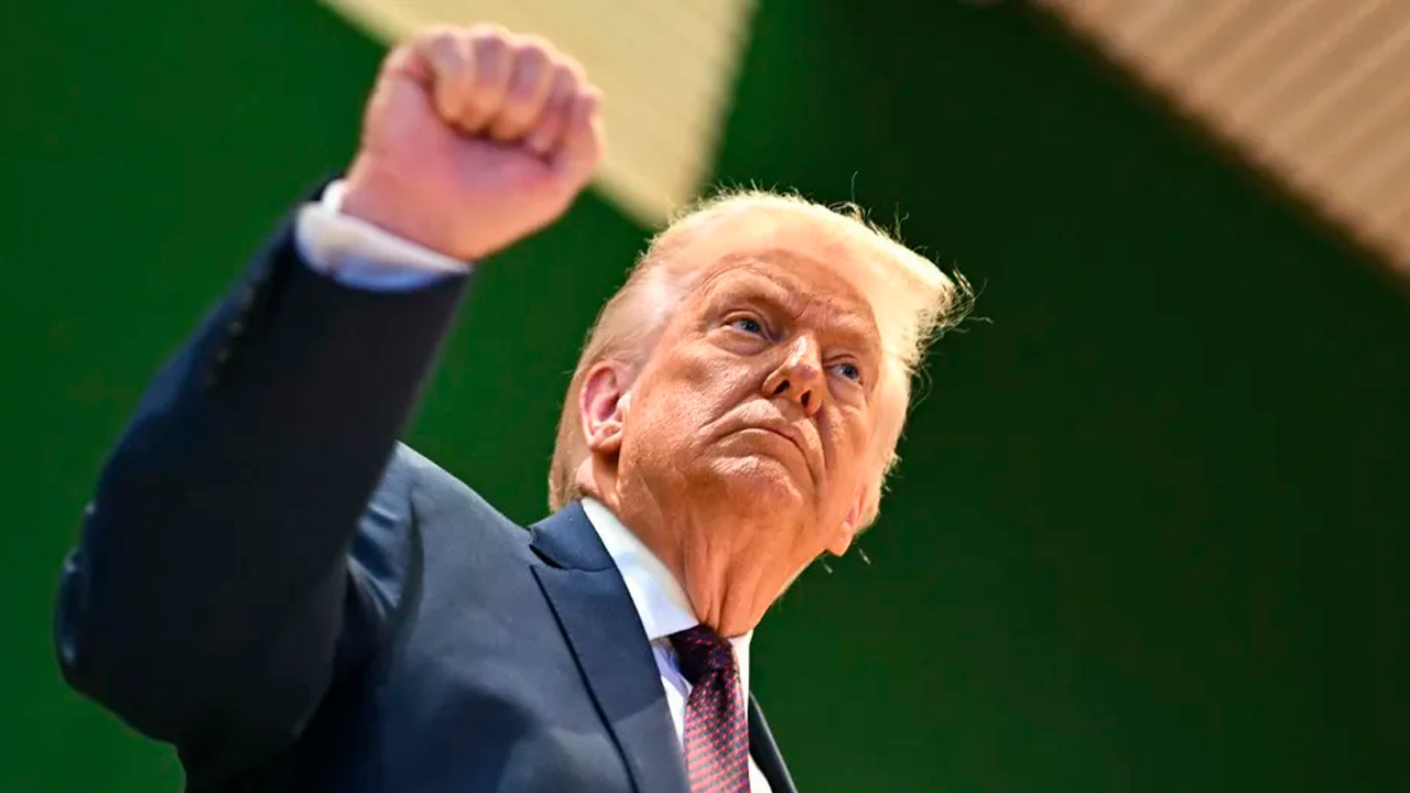 Donald Trump ordenó suspender el comercio con España tras desacuerdos por el gasto en defensa de la OTAN y la postura española sobre la guerra con Irán.