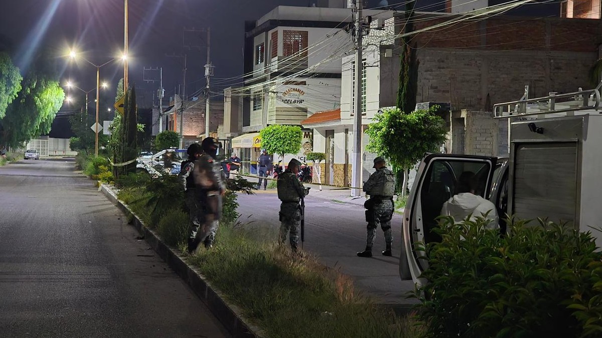 Los hechos ocurrieron alrededor de las 11:00 de la noche del miércoles, en un domicilio ubicado sobre la avenida Olivos Norte.