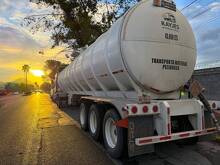 Una unidad de carga movilizó a autoridades federales tras un hallazgo que ahora es investigado por la FGR.