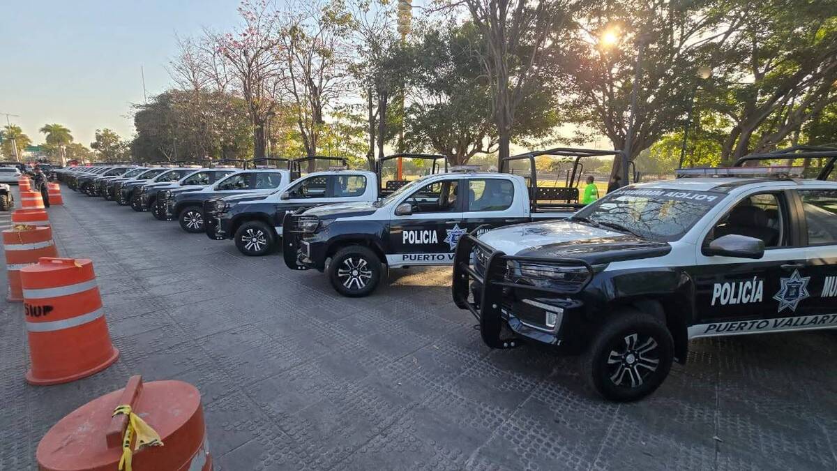 Una foto de la unidades de la Policía de Puerto Vallarta