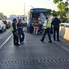 Un choque de transporte de personal hacia Flextronics en la colonia Tabachines, Zapopan, dejó un fallecido y cuatro heridos tras ignorar el semáforo.