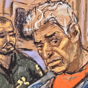 La defensa de Rafael Caro Quintero pide a la corte de Nueva York rechazar el jurado anónimo en su juicio de 2027 por vulnerar la presunción de inocencia.