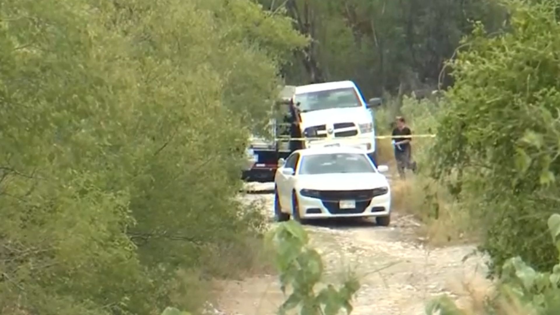 Crimen en Cadereyta; hallan hombre asesinado con múltiples heridas de bala. Violencia resurge cuando autoridades reportaban cifras reducidas.