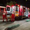 Una joven de 17 años terminó en el hospital con múltiples contusiones tras chocar de lleno contra los separadores de la ciclovía en la Avenida Javier Mina