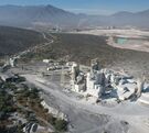 Un experto en medio ambiente aseguró que la reubicación de pedreras en Nuevo León sería contraproducente.