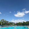 Familias disfrutan de vacaciones en Parque Tucán en Monterrey