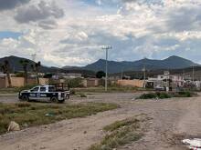 El hallazgo de un hombre sin vida movilizó a corporaciones de seguridad en Saltillo; la Fiscalía ya investiga cómo ocurrió el deceso.
