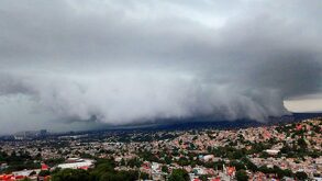 Conoce qué es y cómo se forma una Shelf cloud, el fenómeno que hace unos días dejo impactado a los habitantes de la Ciudad de México.