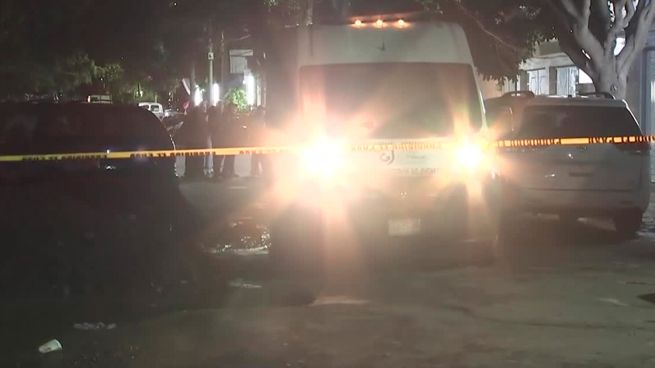 Un hombre de entre 25 y 30 años fue asesinado a balazos en la colonia Nueva Atzacoalco, en Gustavo A. Madero.