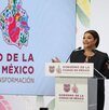 La jefa de gobierno, Clara Brugada, comienza con la entrega de apoyos económicos del programa 'Desde la Cuna'.