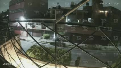 Autoridades del Estado de México detuvieron Irvin Jael 'N', quien fue captado disparando contra una casa en Nezahualcóyotl en dos ocasiones.