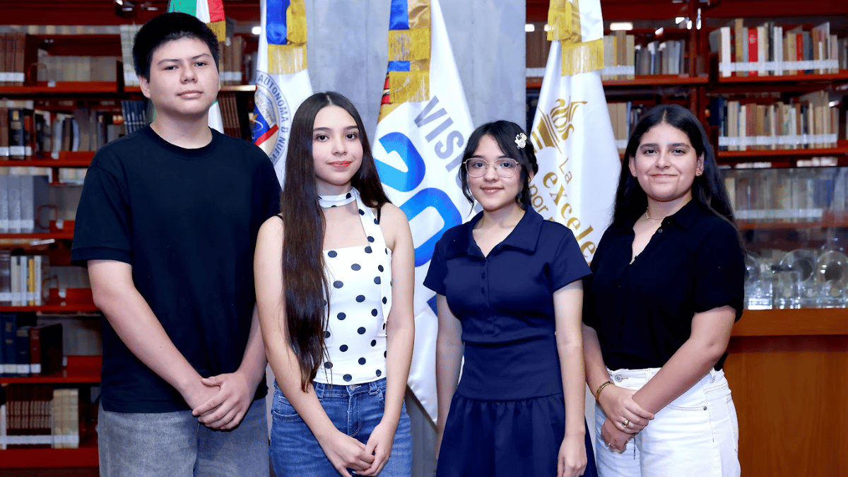 Cuatro estudiantes logran los puntajes más altos en el examen de ingreso a las preparatorias de la UANL. ¡Conoce su historia de éxito aquí!