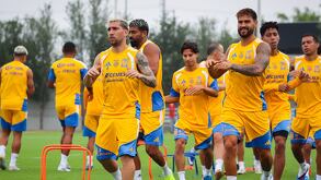 Fernando Gorriarán y Juan Sánchez Purata durante un entrenamiento de Tigres previo a enfrentar a Xolos en el Apertura 2026.