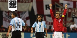 David Beckham celebrando durante el partido de Inglaterra vs Argentina en el Mundial 2002.