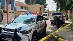 Un adolescente de 14 años murió en Tlalnepantla tras caer de un cuarto piso.