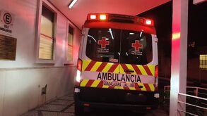 Un hombre resultó herido de gravedad tras una riña con machete en Guadalajara. Fue auxiliado inconsciente y trasladado a la Cruz Roja del Parque Morelos.