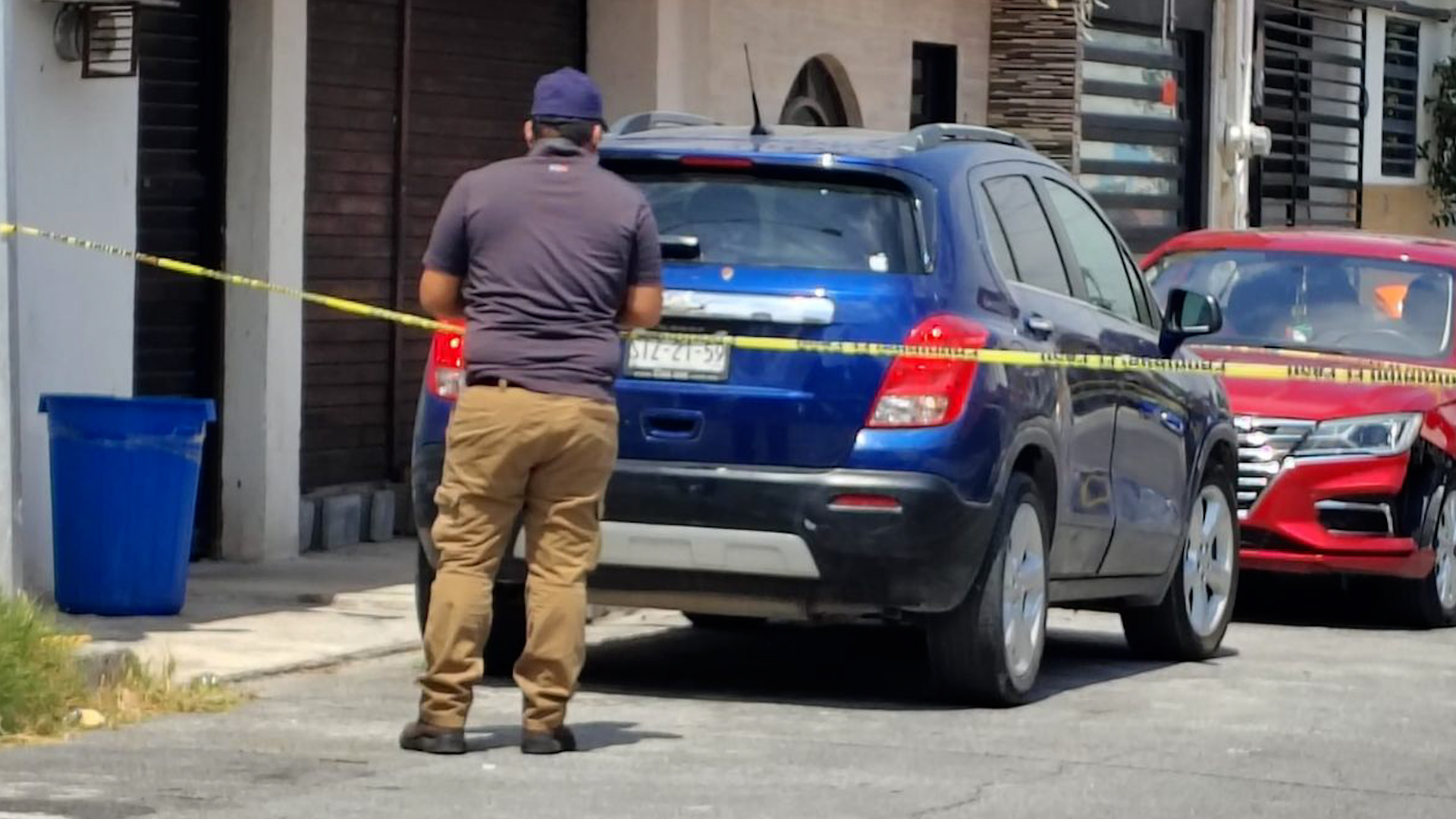 Pamela Yahaira Alvarado, 25 años, muere tras ser rociada con gasolina e incendiada en Juárez. Localizan camioneta de atacantes. Fiscalía investiga.