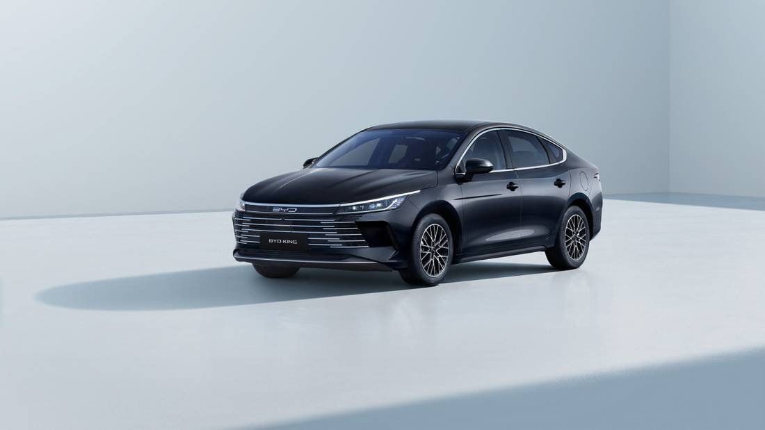 BYD KING es el único sedán híbrido enchufable con modo de conducción 100% eléctrico