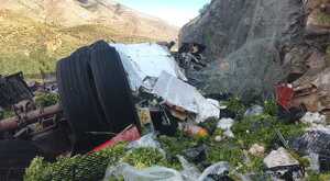 Una volcadura en Los Chorros volvió a afectar la carretera 57. Conoce qué ocurrió y por qué este tramo sigue siendo de alto riesgo.