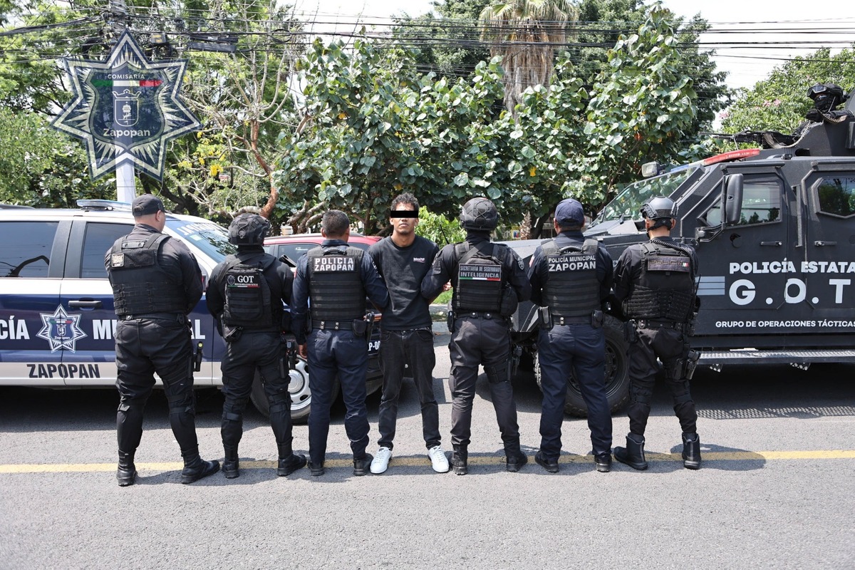 Operativo coordinado en Zapopan permitió la captura de un presunto integrante de una banda dedicada al robo violento de relojes de lujo. Conoce los detalles.