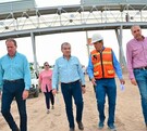 El alcalde de Torreón, Miguel Ángel Riquelme Solís, supervisó este jueves los trabajos del Sistema Vial Oriente Revolución-Vasconcelos.