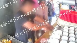 Así operan Daniela 'N' y su cómplice contra comerciantes de la Guadalupe Tepeyac, GAM.