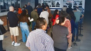 La Comisión de Hacienda avaló un dictamen para descontar hasta el 80% en el recibo del SIAPA a hogares con agua turbia en Guadalajara. Conoce los requisitos.