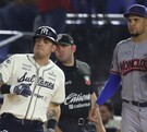 Fotos del tercer juego desde el Walmart Park.