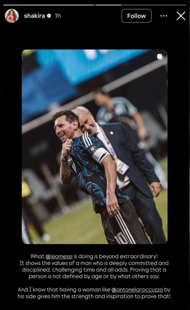 Captura de pantalla de Shakira felicita a Messi y Antonela en redes sociales