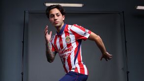 Conoce a Jordan Carrillo, el nuevo y flamante delantero que llega a Chivas para el Apertura 2026.