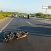 Un joven motociclista murió tras un accidente registrado sobre la Carretera Nacional, en Montemorelos.