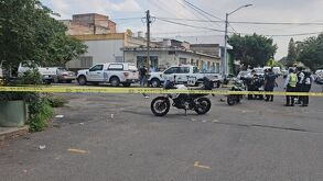 Muere Joven motociclista sin placas al intentar escapar de la Policía Vial en Guadalajara