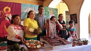 personas presentan la feria de la cecina atlixco 2026