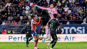 Partido en el Estadio de San Luis con triunfo de 2-1 para Tigres.
