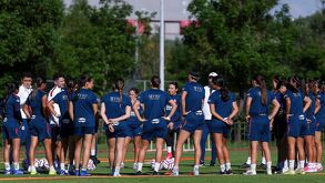 Una foto de todas las jugadoras de Chivas Femenil