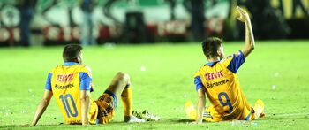 Ambos ídolos veían a su gente festejar el pase a la Gran Final.