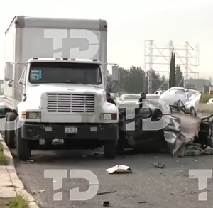 Carro accidentado en México-Cuautla