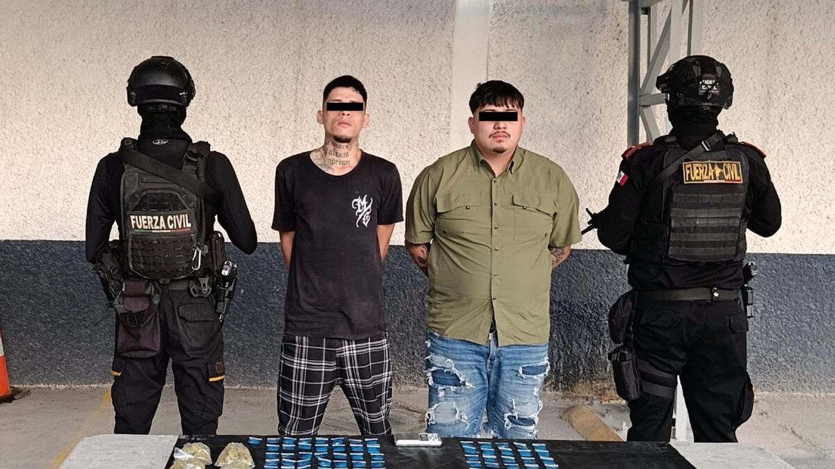 detenidos con drogas y cargadores por elementos de Fuerza Civil durante operativo de vigilancia