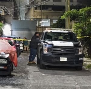 Una mujer de 65 años murió calcinada tras un voraz incendio en Jardines del Bosque, Guadalajara. Una veladora habría provocado la tragedia. Conoce los detalles.