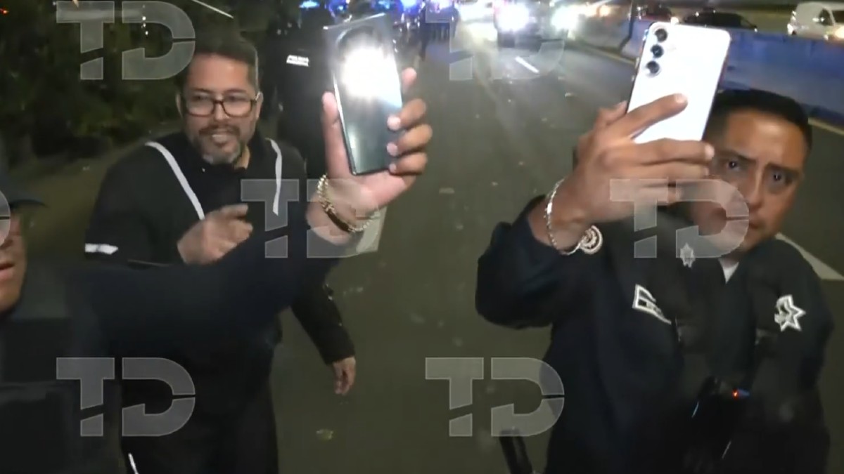 Así fue como Miguel Sarmiento, reportero de TELEDIARIO, fue agredido por policías de Naucalpan | VIDEO del momento.