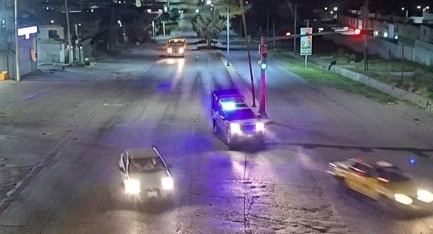 Una persecución por calles de Saltillo terminó con un detenido tras el reporte del robo de un vehículo; así ocurrió el operativo.