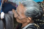 Generalmente las canas aparecen entre las edades de 30 y 40 años, ya que se asocian al envejecimiento.