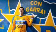 Mauro Lainez tuvo su primer entrenamiento con Tigres en el CET / Tigres Oficial
