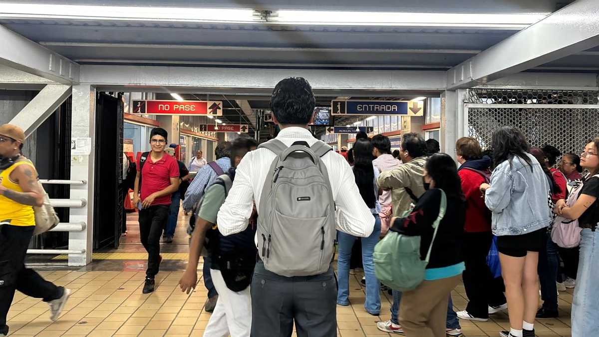 La línea 11 del trolebús elevado que va de Metro Constitución a Chalco es de las mejores opciones para los habitantes del Oriente del Estado de México.