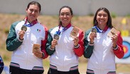 Ana Paula Vázquez, Ángela Ruiz y Alejandra Valencia muestran su medalla de oro de Juegos Centroamericanos y del Caribe 2026 | Conade