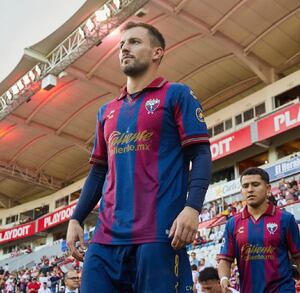 Eugenio Pizzuto durante la jornada 1 con Atlante en la visita a Aguascalientes para jugar contra Necaxa.