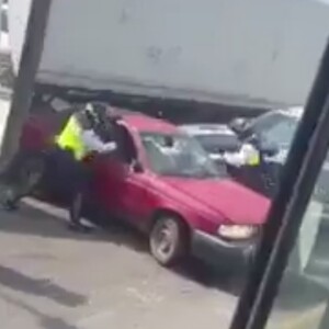 Pelea porn tránsito